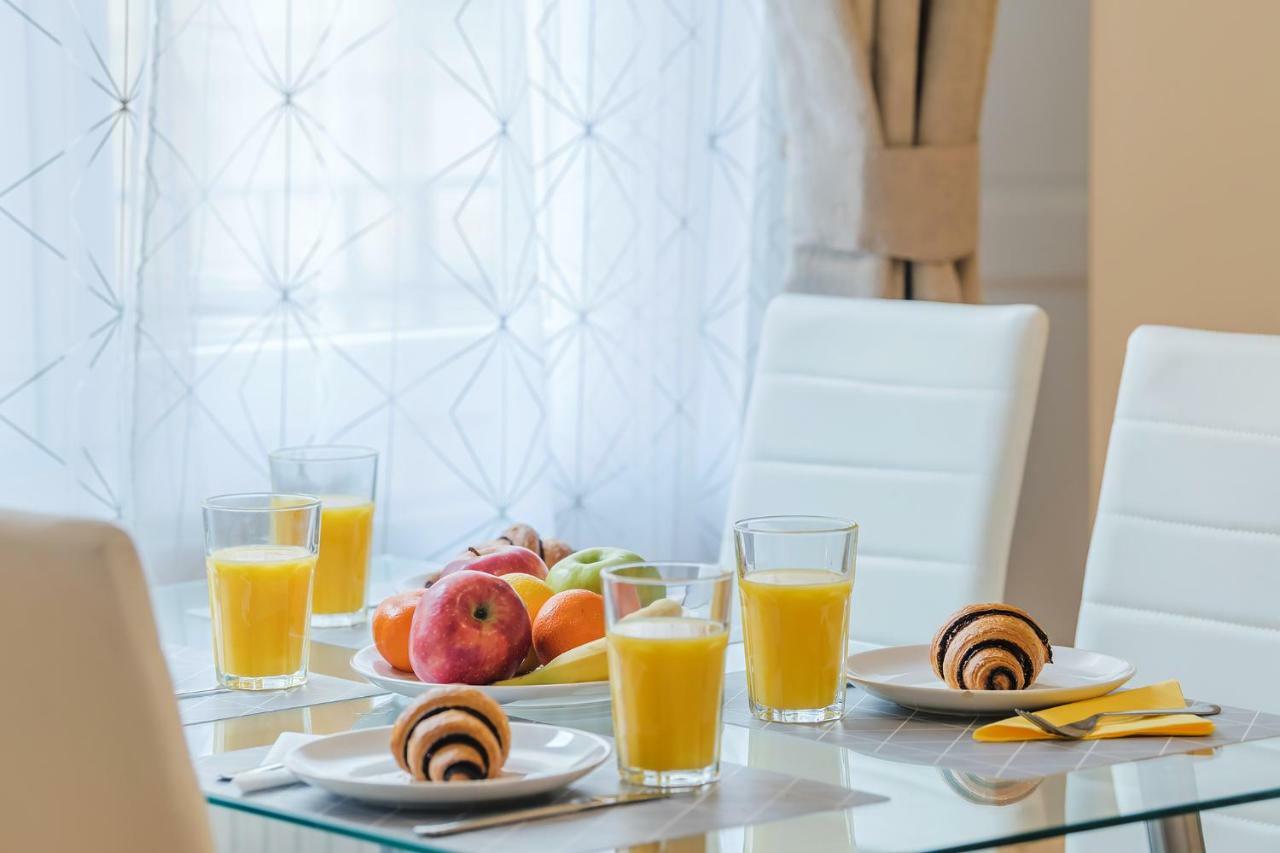 Parking, Ac, Wifi 2 Room Apartment In The Center بودابست المظهر الخارجي الصورة